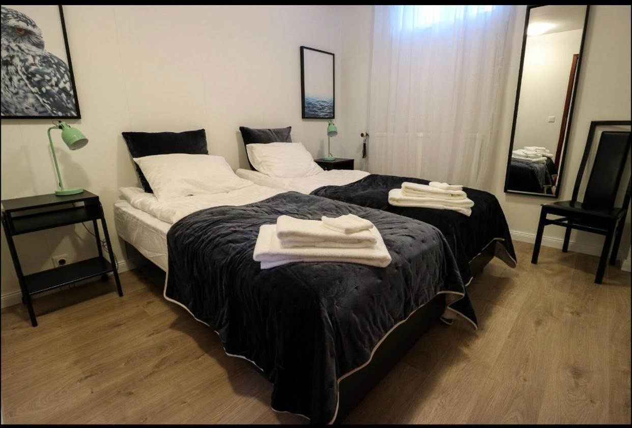 10B Gamla Laeknishusith Hg15108 Hotel Saudarkrokur Kültér fotó